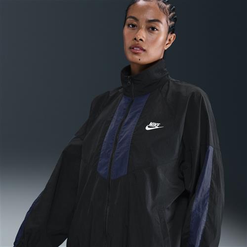 Oversized Nike Windrunner-jakke til kvinder - sort