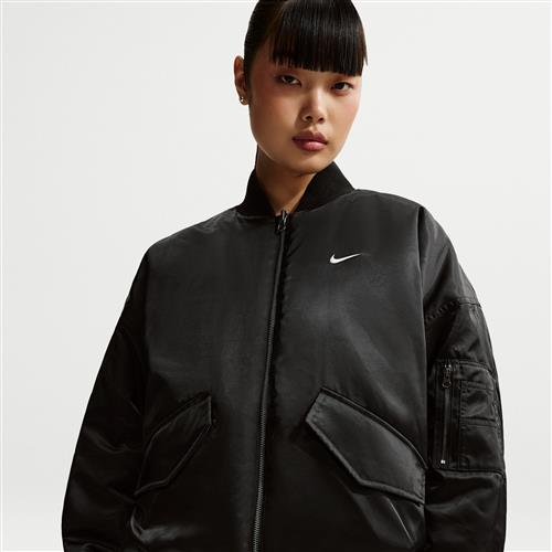 Vendbar Nike Therma-FIT-bomberjakke til kvinder - sort