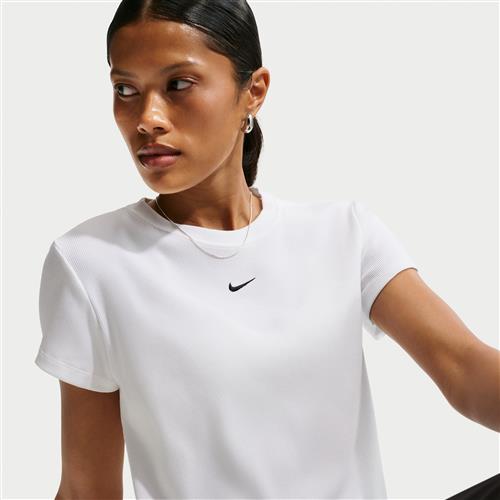 Tætsiddende og kortærmet Nike -T-shirt i ribstof til kvinder - hvid