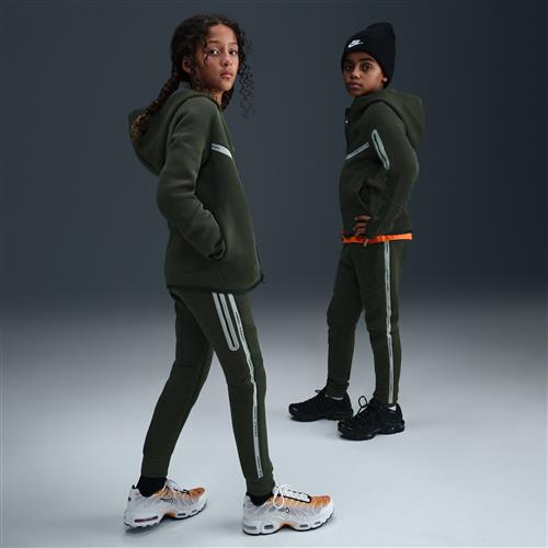 Nike Tech Fleece-joggingbukser med reflekser til større børn - grøn