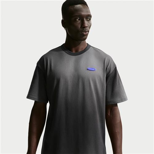 Nike Premium Essentials-T-shirt - grå