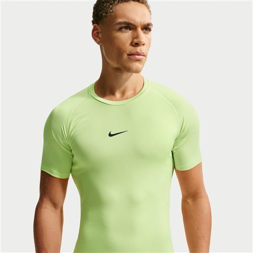Tætsiddende Nike Pro Dri-FIT-fitnessoverdel med korte ærmer til mænd - grøn