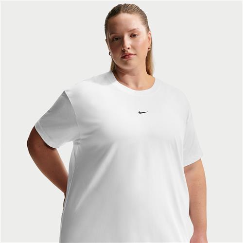 Oversized Nike Classic-T-shirt med korte ærmer til kvinder (plus size) - hvid