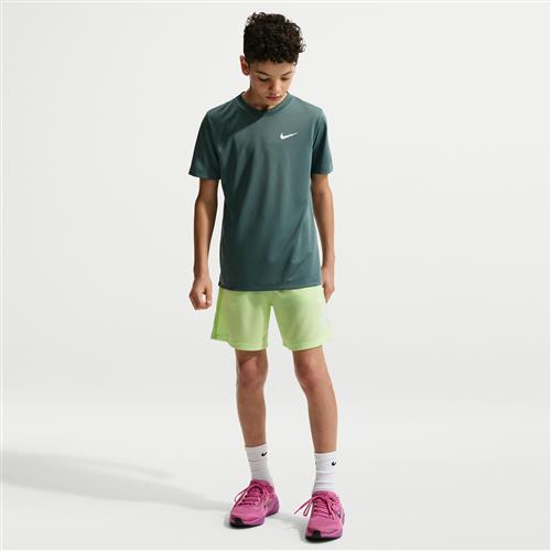 Nike Multi Dri-FIT-træningsshorts til større børn (drenge) - grøn
