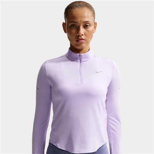 Nike Swift UV-løbetop med Dri-FIT og 1/4 lynlås til kvinder - lilla