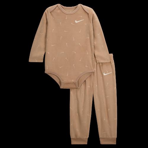 Nike Baby Essentials-sæt med heldragt og bukser til babyer (6-12 mdr.) - brun