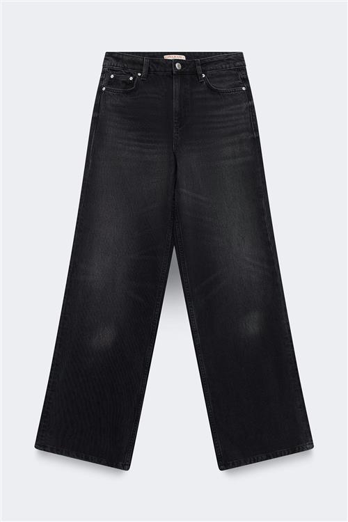 Gina Tricot - Boss bby wide petite jeans - Petite Jeans - Sort - 44 - Dame