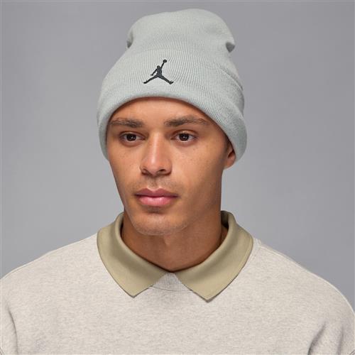 Satinforet Jordan Peak-beanie - grå