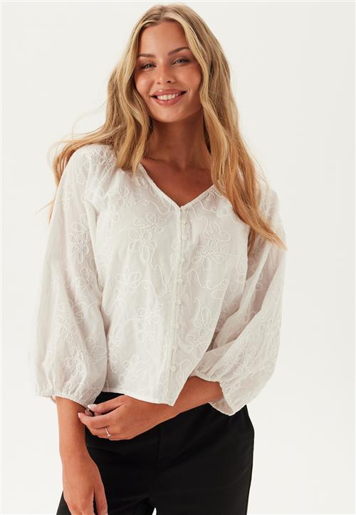 ONLY Onlzion 3/4 V-NECK EMB TOP WVN