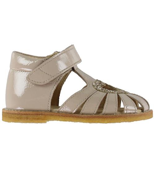 Se Angulus Sandaler - Glimmer Hjerte - Sand/Champagne hos KidsWorld