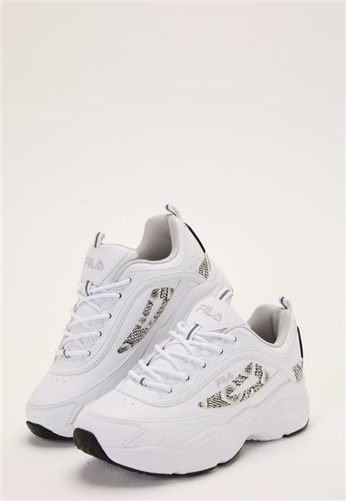 Se FILA Fila Skye Zp A Wmn hos Bubbleroom