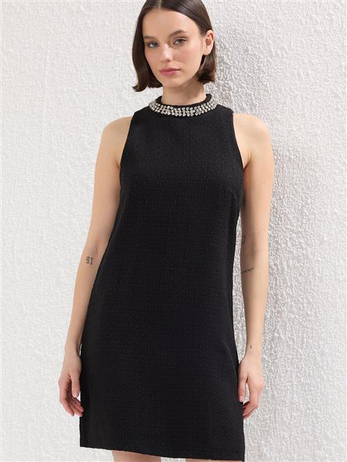 Trendyol Kjole  sort