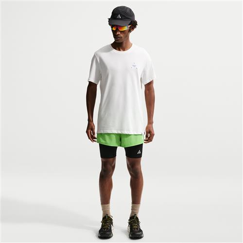 Nike ACG "Trailwind" Dri-FIT ADV-shorts med indershorts (8 cm) til mænd - grøn