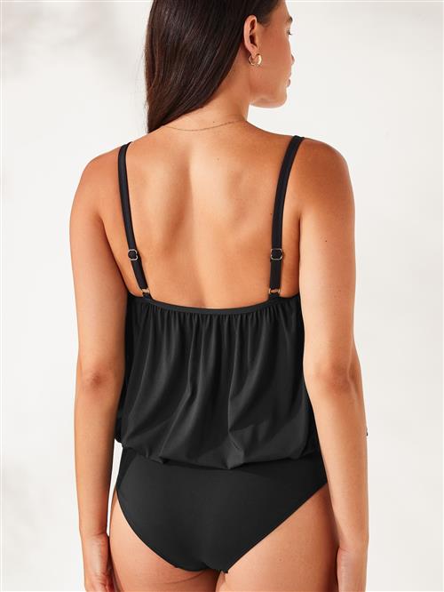 Next Formgivende badedragt  sort