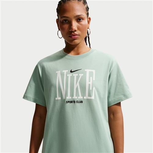 Oversized Nike Classic T-shirt til kvinder - grøn