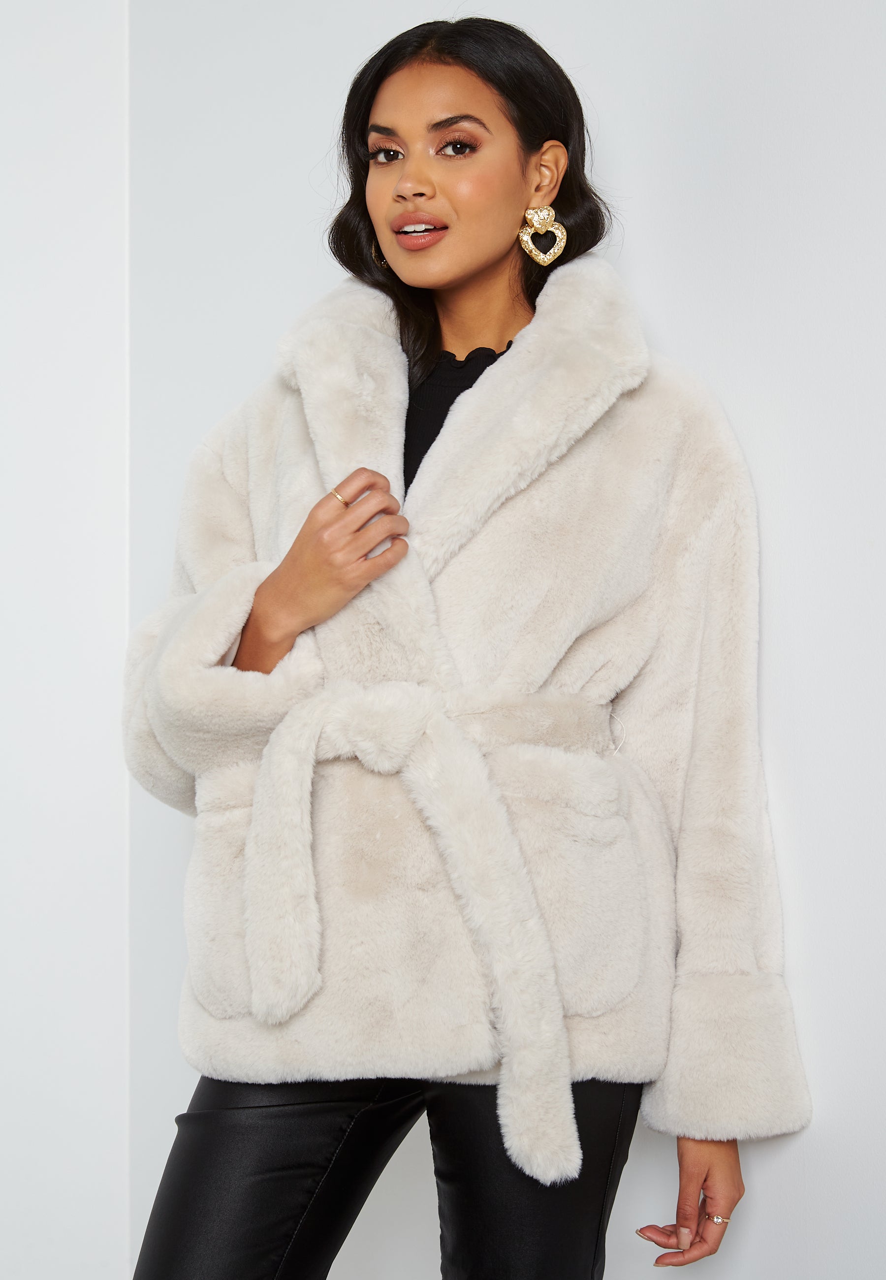BUBBLEROOM Vadah Faux Fur Jacket