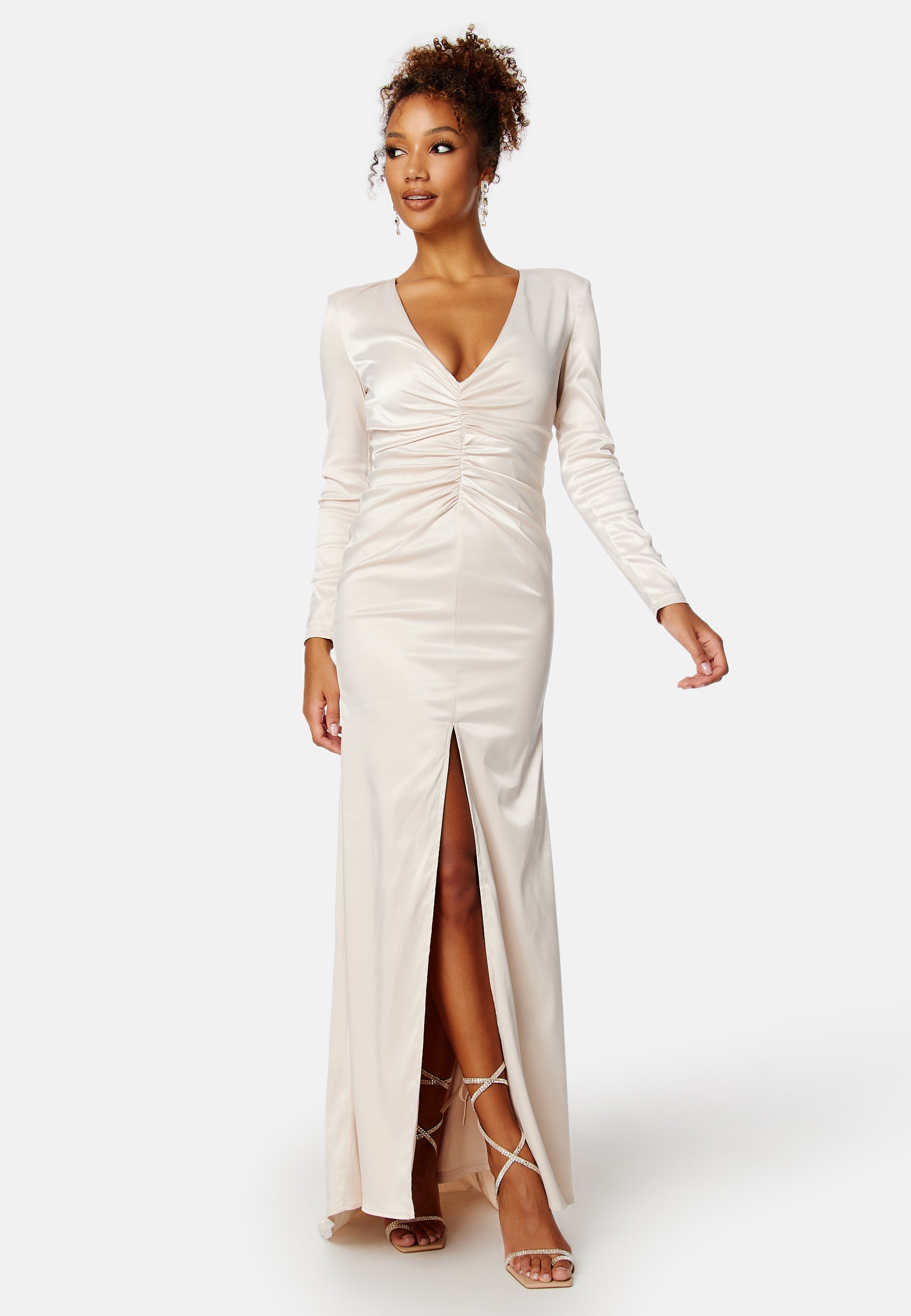 Bubbleroom Occasion Hyntecia Satin Gown
