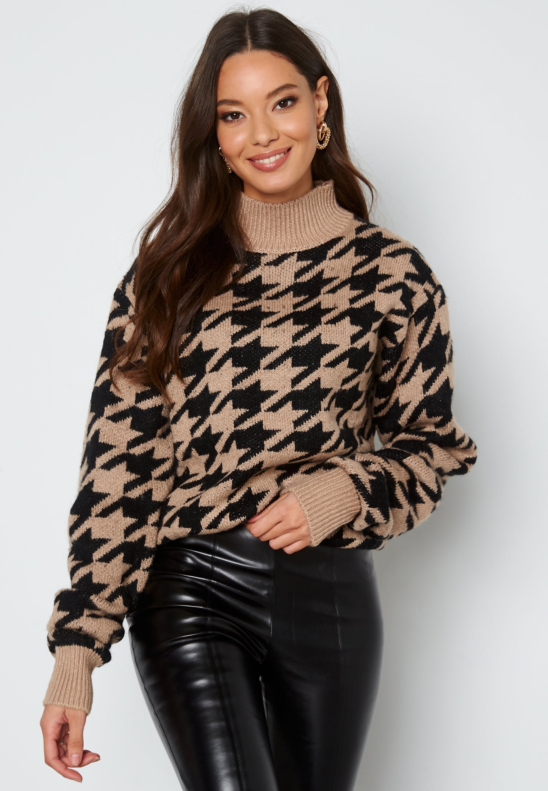 Bubbleroom Bella Jauqard Knit Sweater