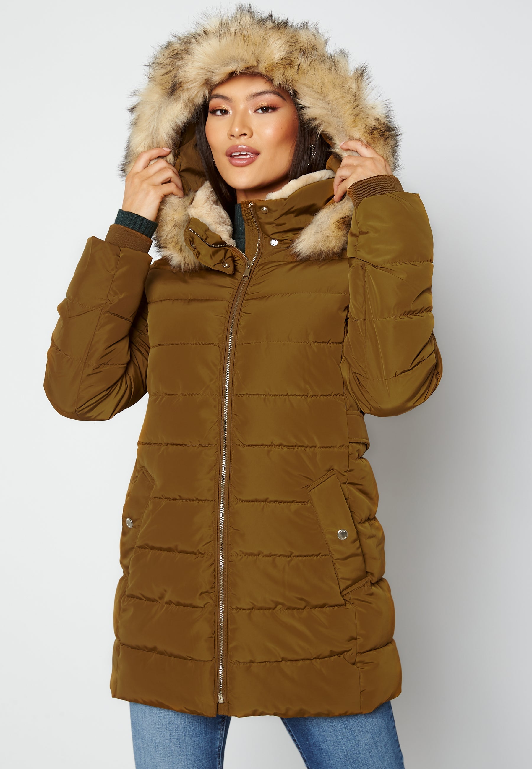 ONLY Camilla Hood Fur Coat