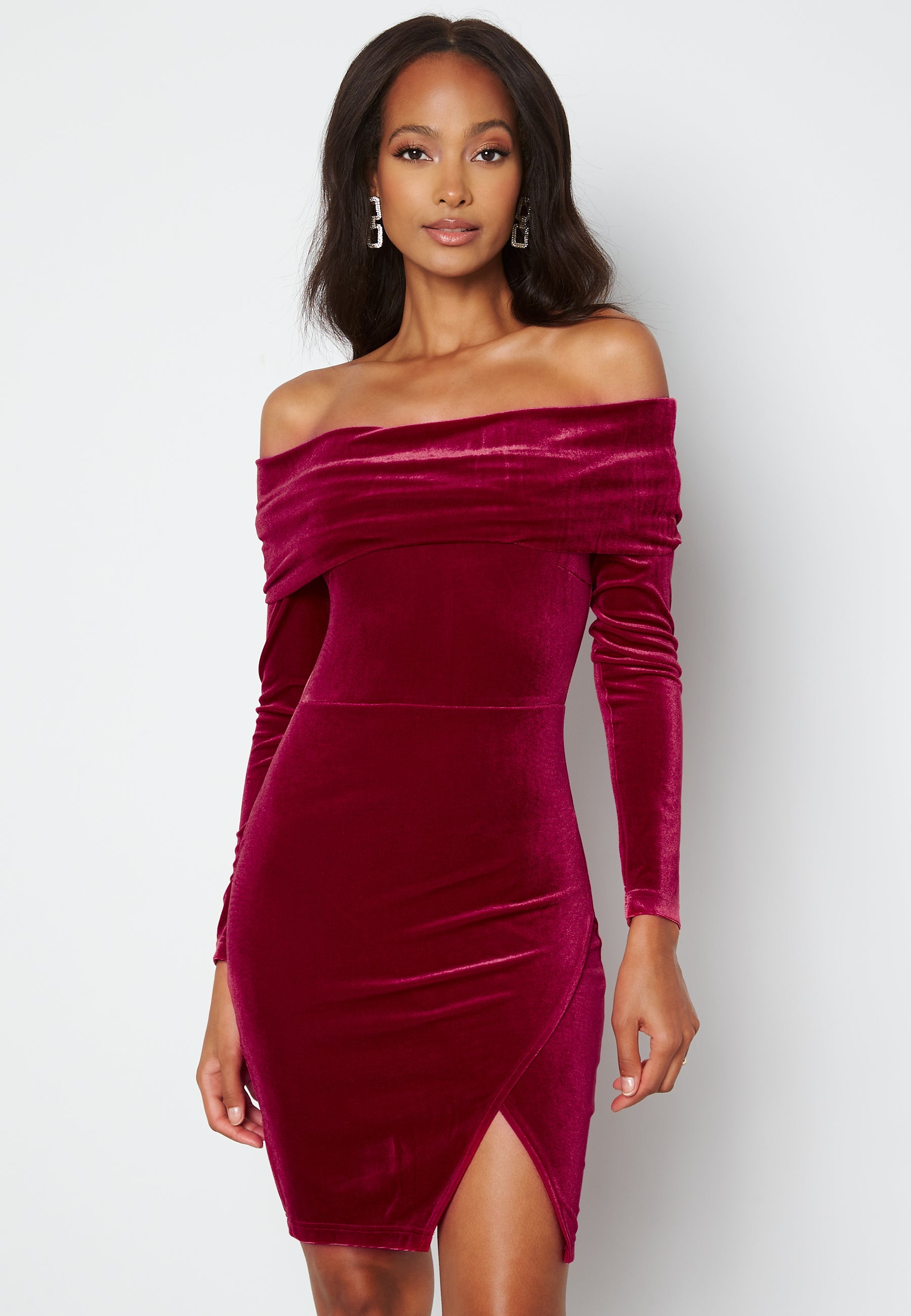 BUBBLEROOM Sofielle Velvet Dress