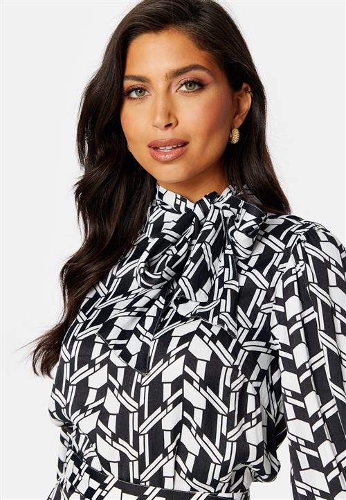 BUBBLEROOM CC bow blouse