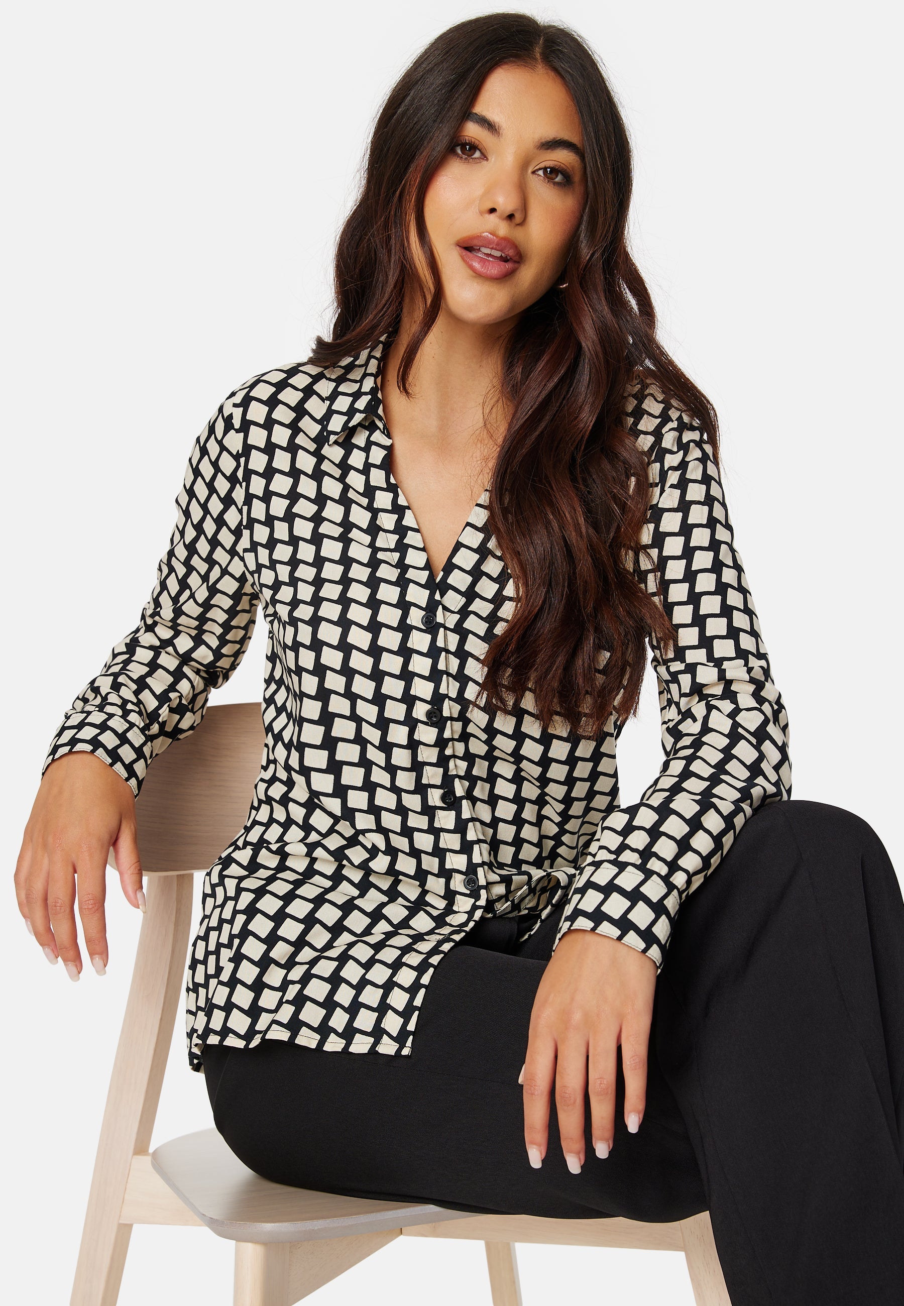Happy Holly Iris shirt