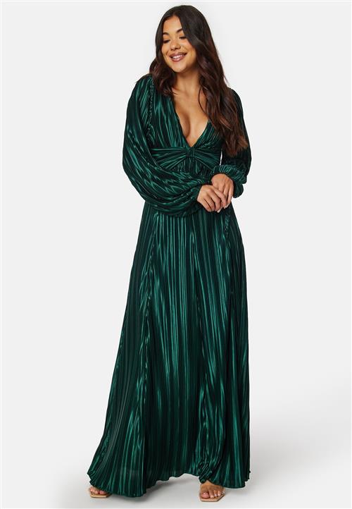 Bubbleroom Occasion Mae Pleated Gown