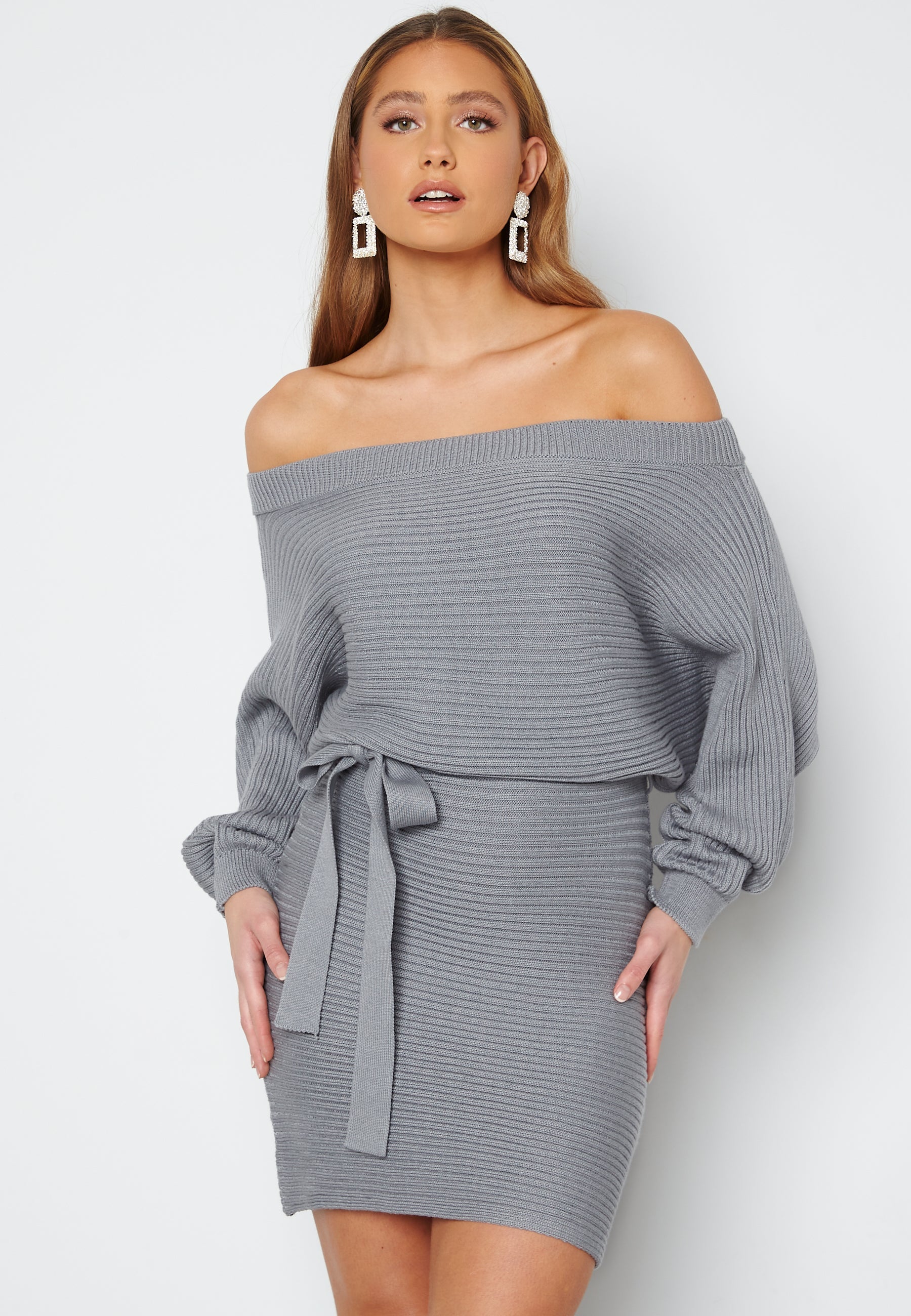 BUBBLEROOM Imani knitted off shoulder dress