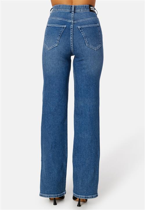 Dr. Denim Moxy Straight Shoe Cut