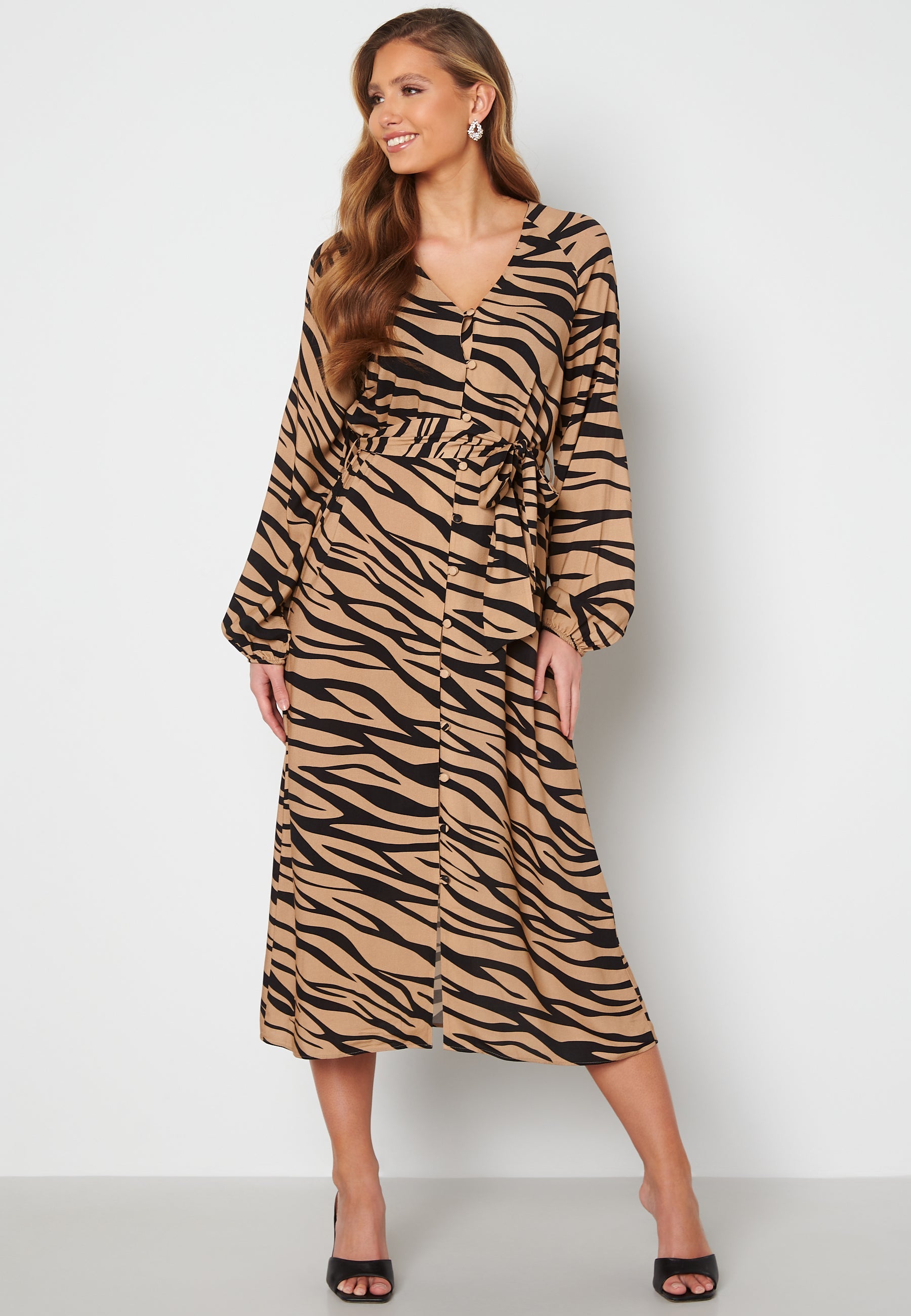 BUBBLEROOM Phoebe midi dress