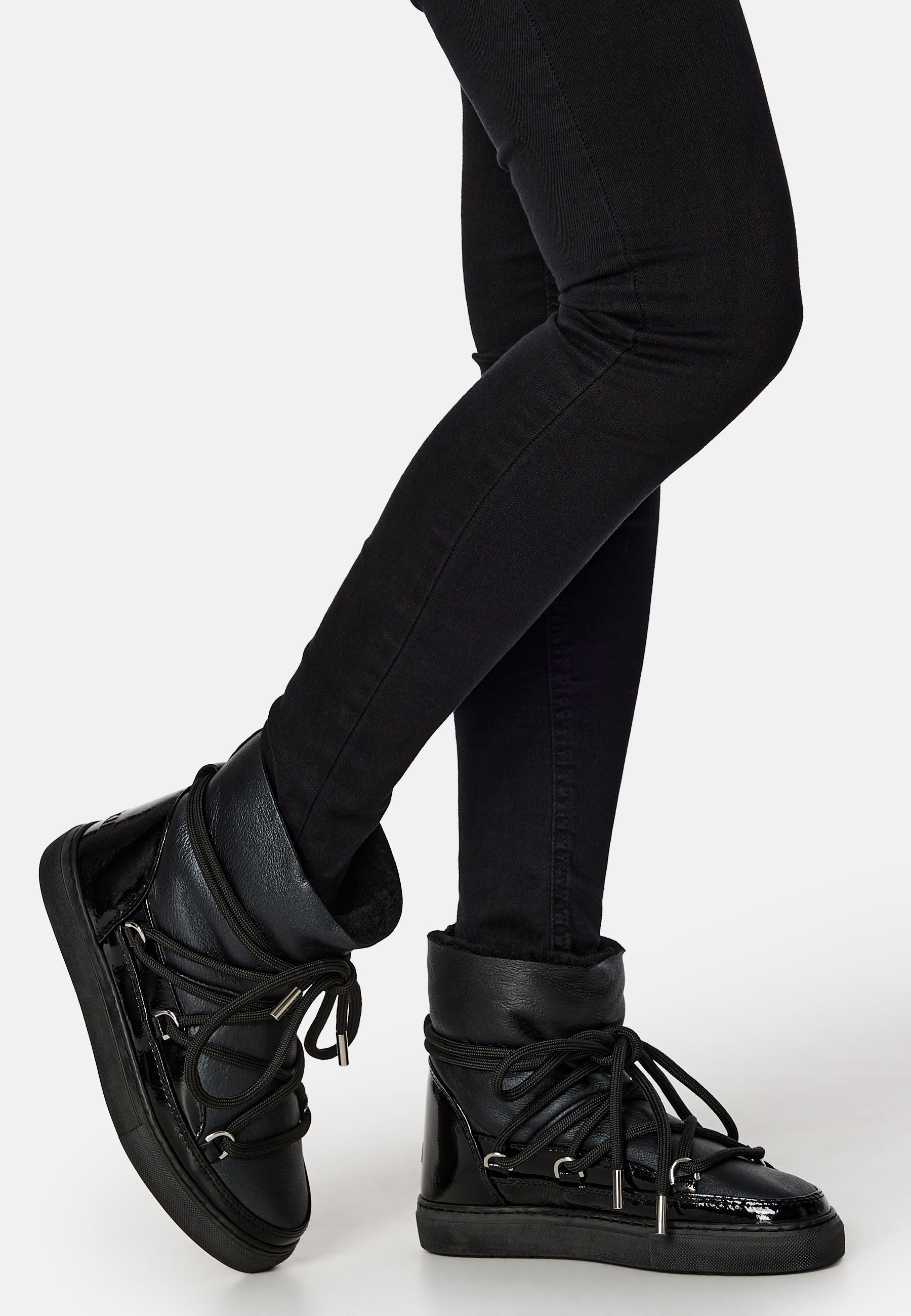 INUIKII Gloss Sneaker