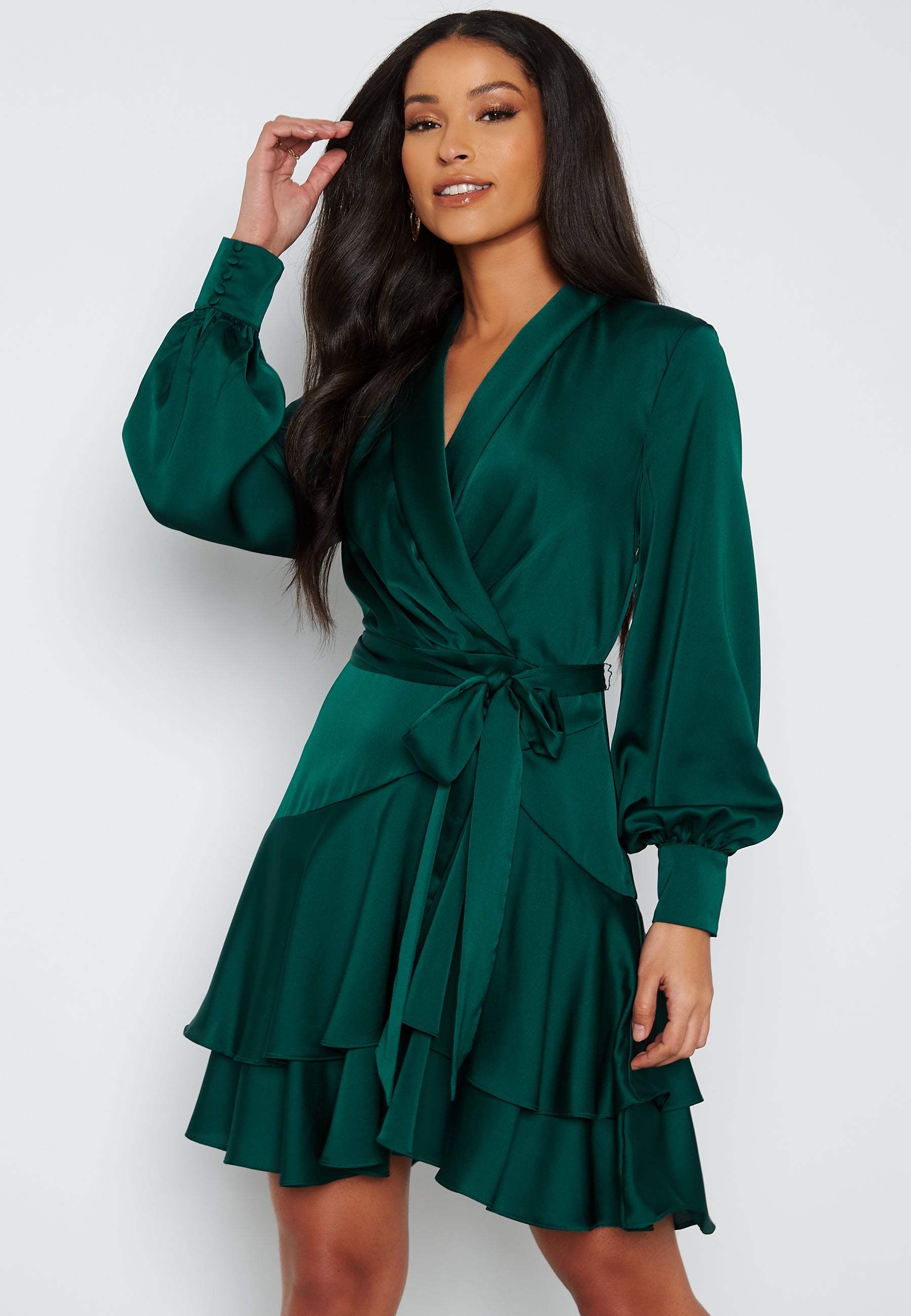 FOREVER NEW Mikayla Satin Mini Dress