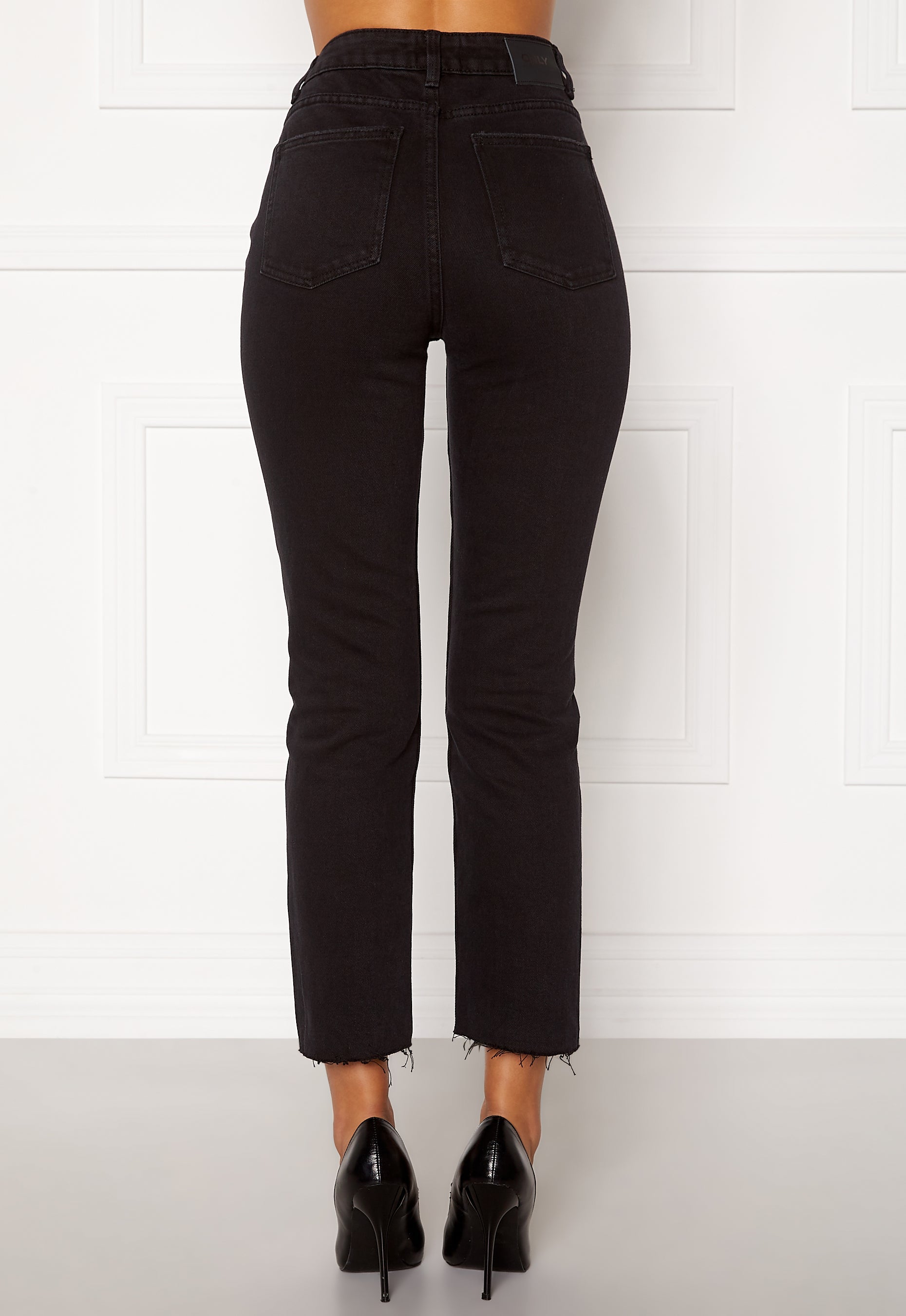 ONLY Emily HW Raw Ank Jeans