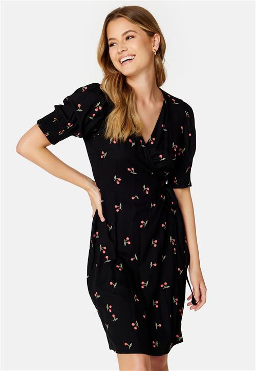 Pieces Nya 2/4 Wrap Dress