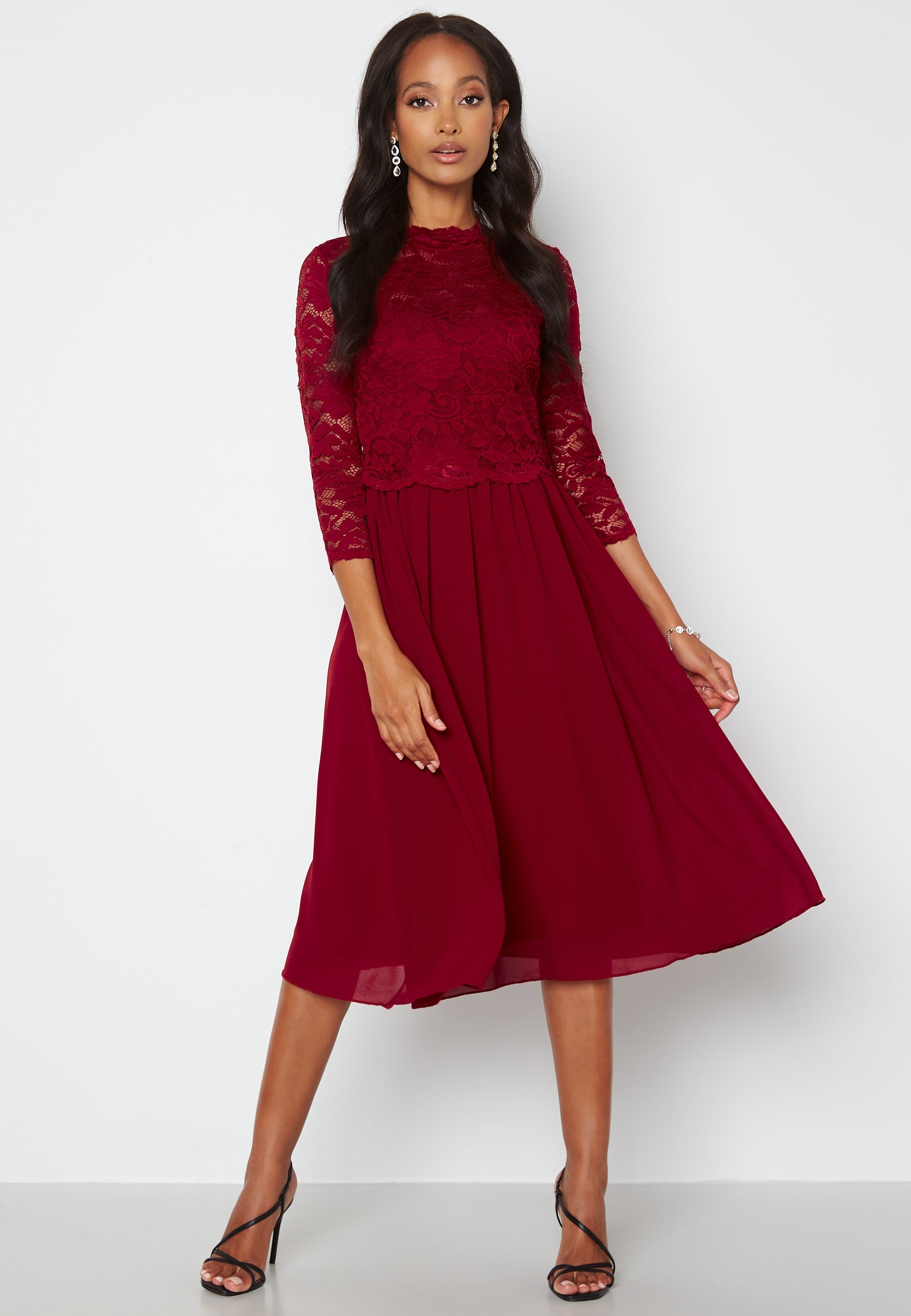 Bubbleroom Occasion Lace Midi Dress