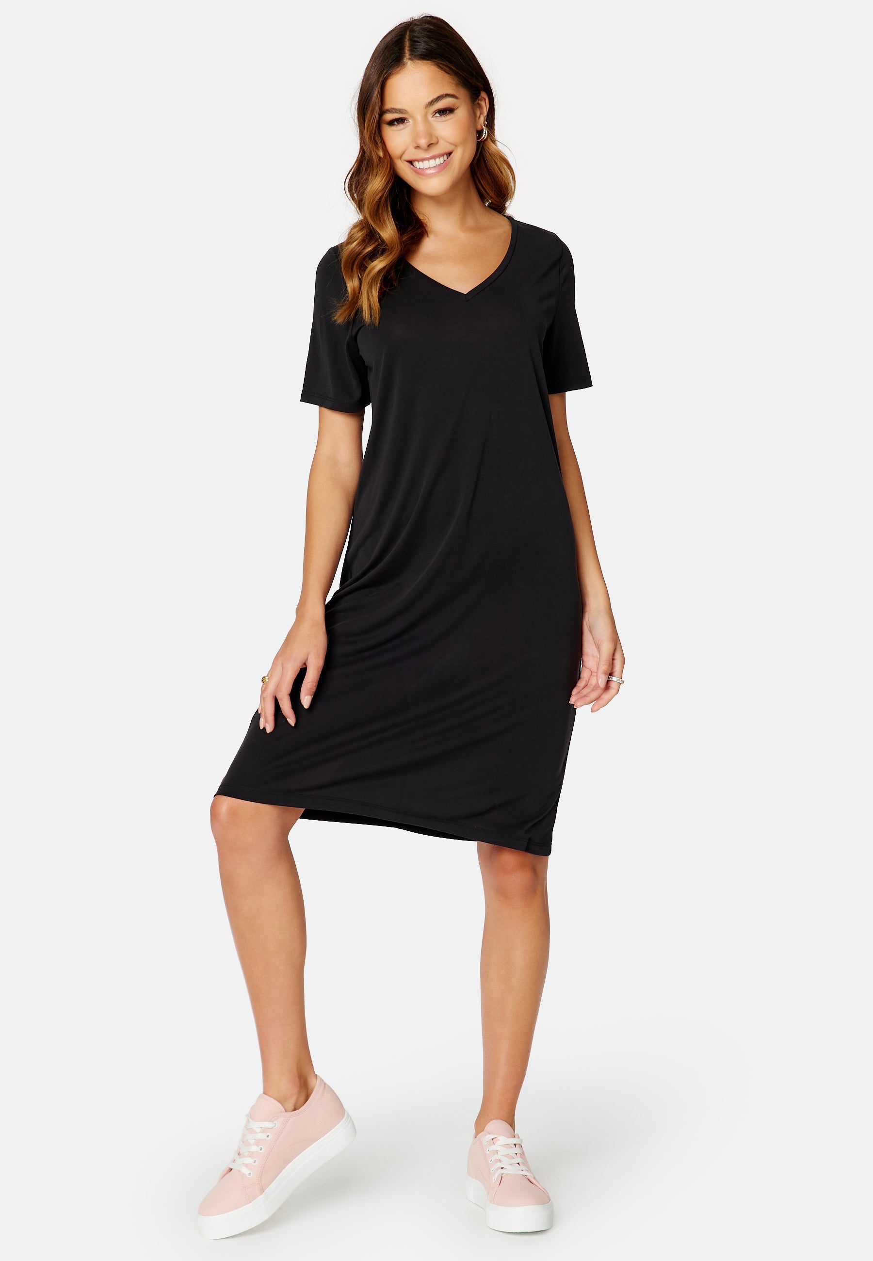 Pieces Kamala SS Tee V-Neck Dress