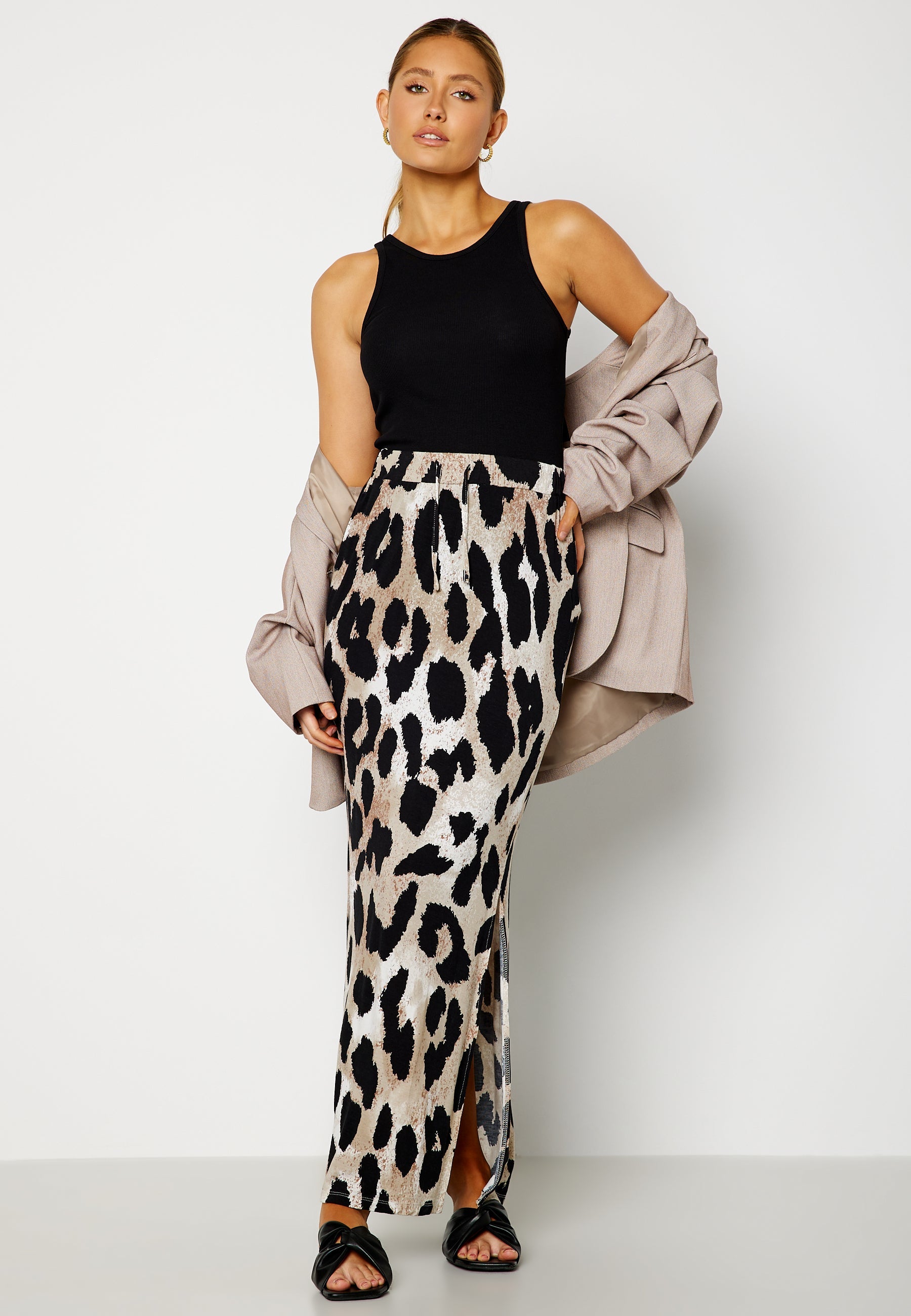 Object Collectors Item Moni Stephanie Maxi Skirt