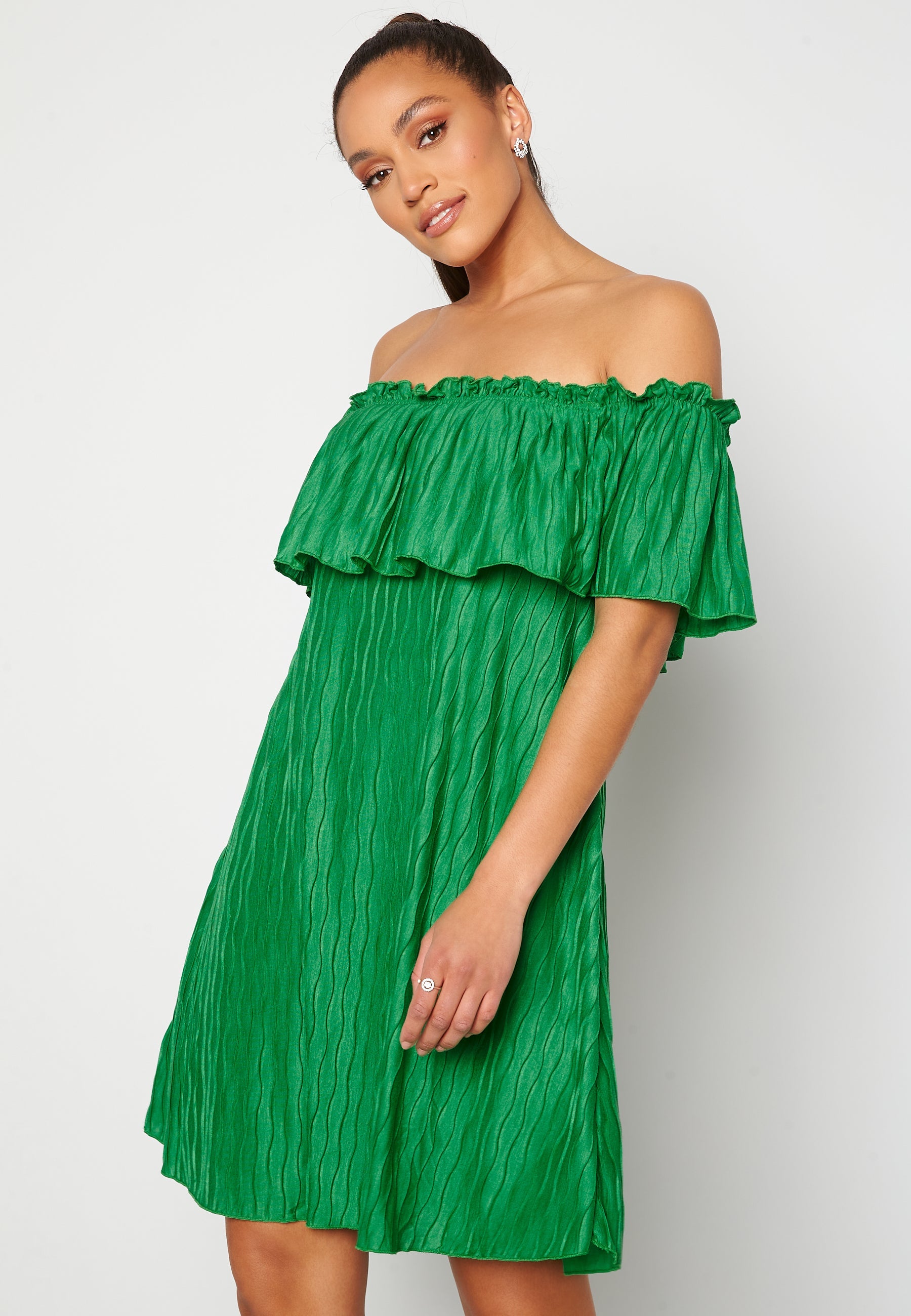 VILA Plisra Offshoulder Dress