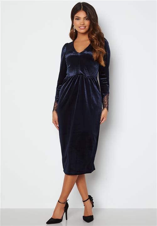 Happy Holly Leonora Velvet Midi Dress