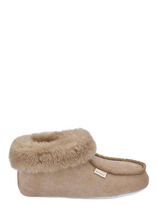 Shepherd | Moa Tofflor | 37