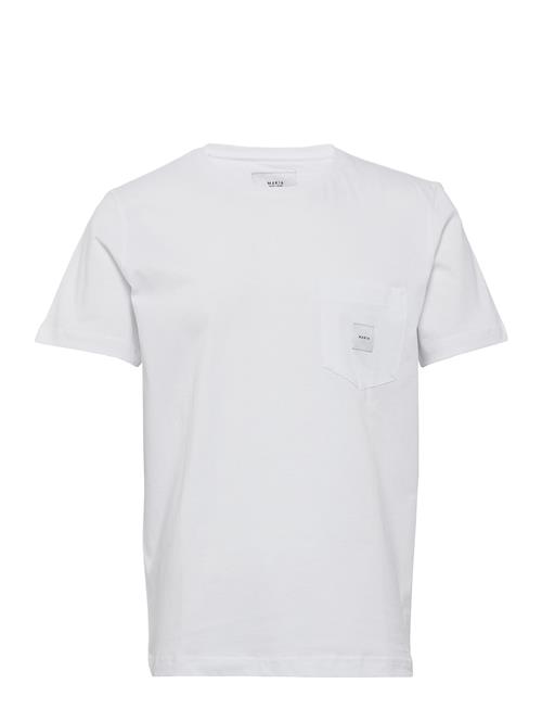 Makia | Square Pocket T-Shirt | M
