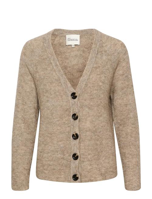My Essential Wardrobe | 04 The Knit Cardigan | L