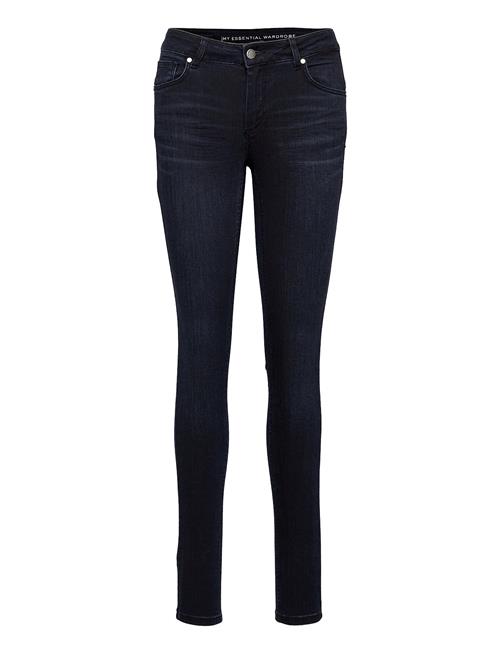 My Essential Wardrobe | 32 The Celina 100 Slim Y | 26 x 32