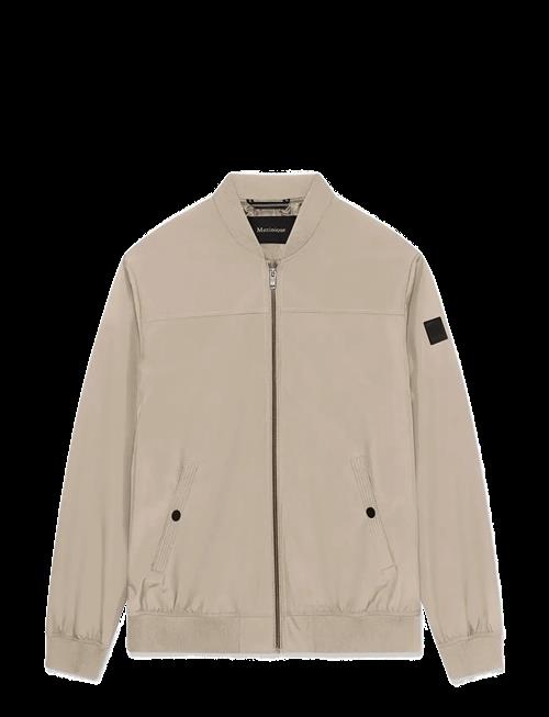 Matinique | Maclay | M