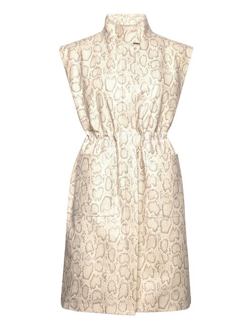 Résumé | Paigers Vest | 42