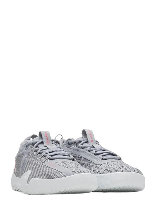 Under Armour | Ua Tribase Reign 6 | 44