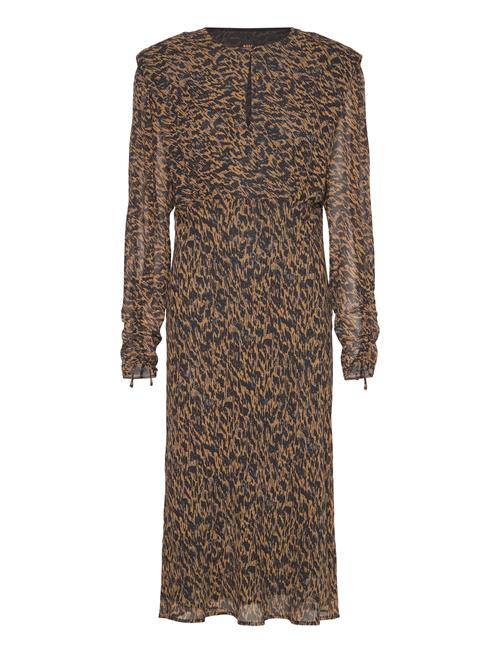 BOSS | C_Denzal | 38