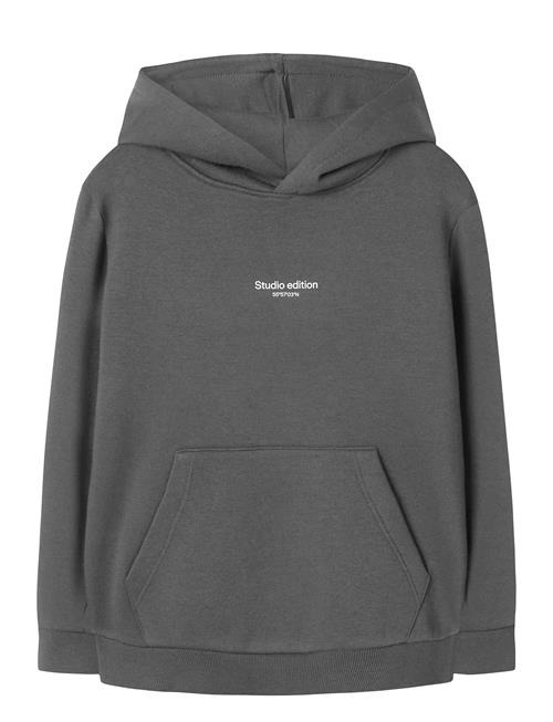 name it | Nkmbrody Ls Nreg Sweat Wh Bru Noos | 146-152