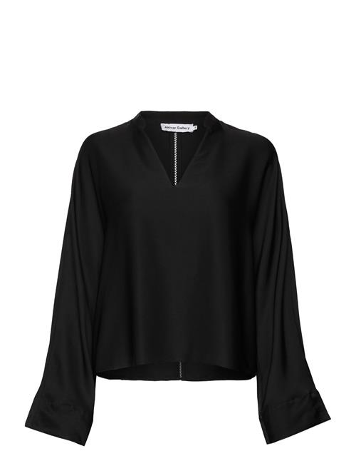 Ahlvar Gallery | Nina V-Neck Silk Blouse | S
