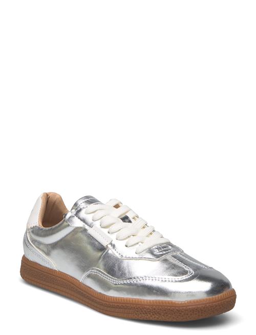 Steve Madden | Emporia Sneaker | 36